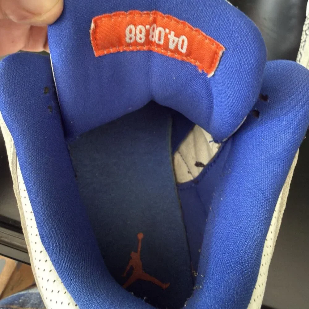 Air Jordan 3 Retro Knicks Rivals White Royal Orange Men’s 11.5 136064-14 No Box